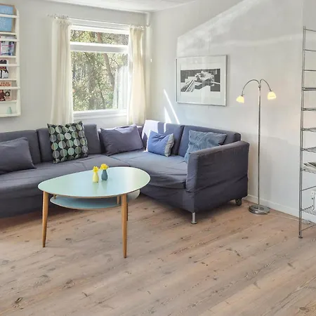 2 Bedroom Gorgeous In Feriehus